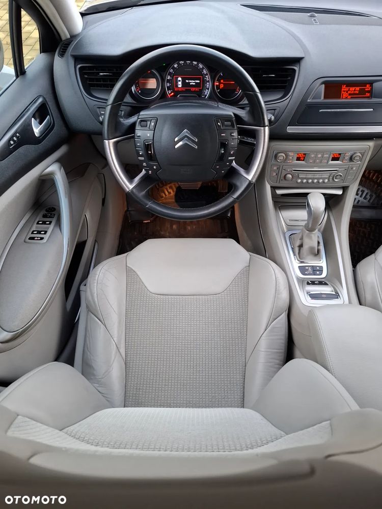 Citroën C5 2.0 HDi Exclusive - 17