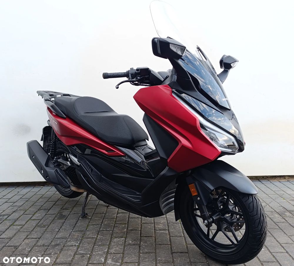 Honda NSS - 8