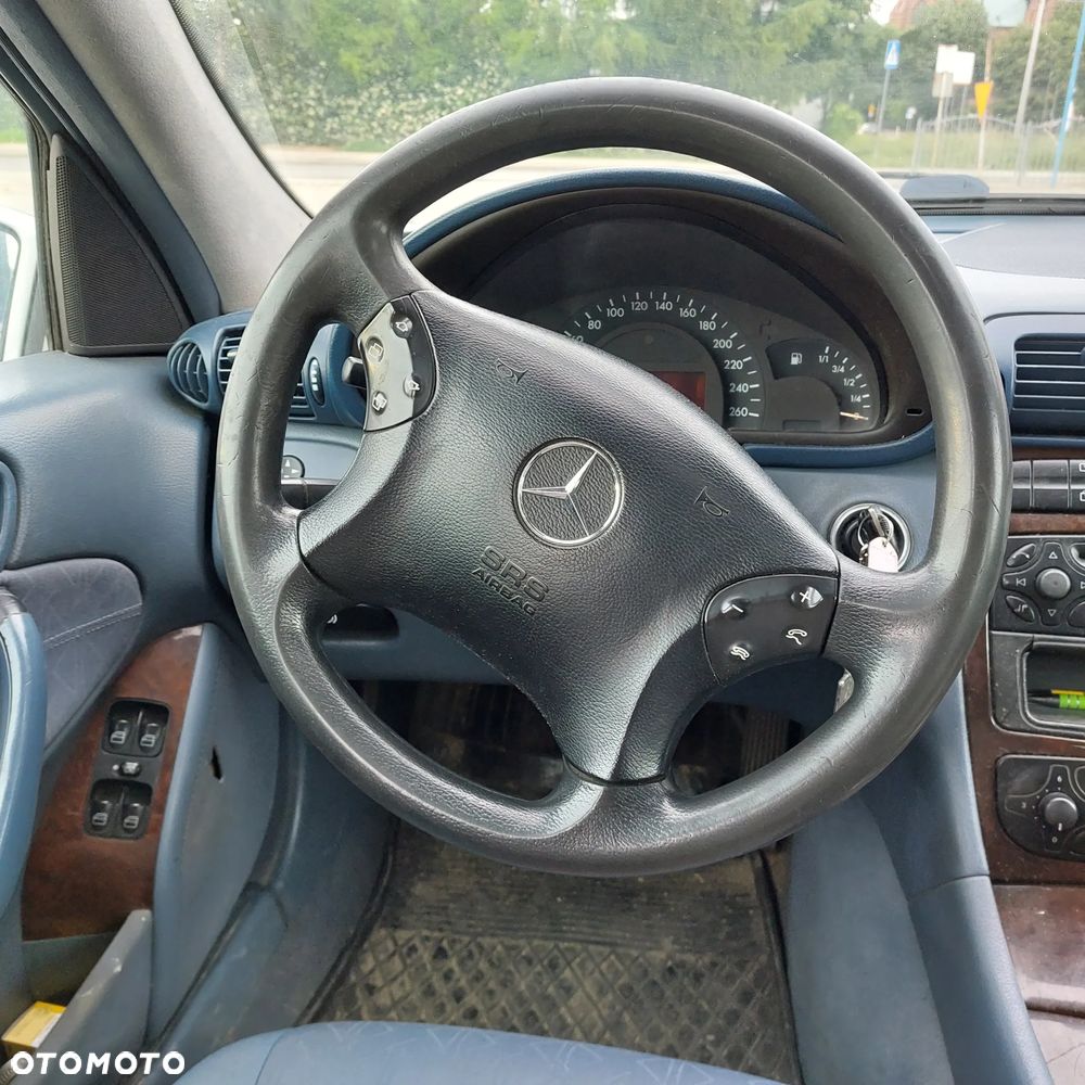 Mercedes-Benz Klasa C - 19