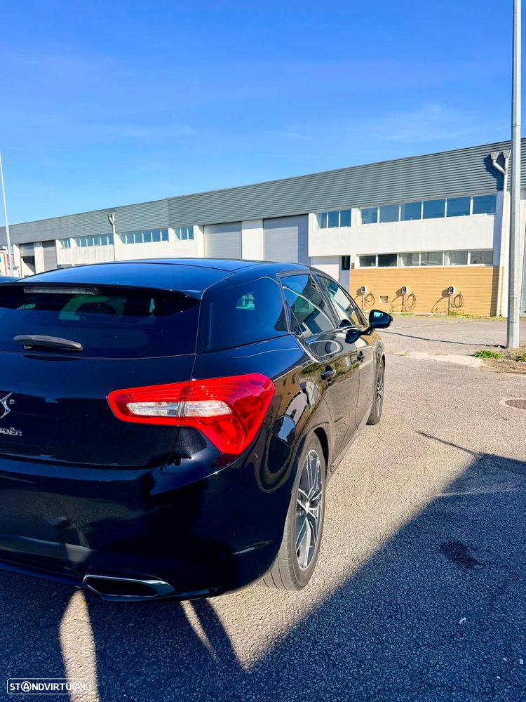 Citroën DS5 THP 155 Chic - 2