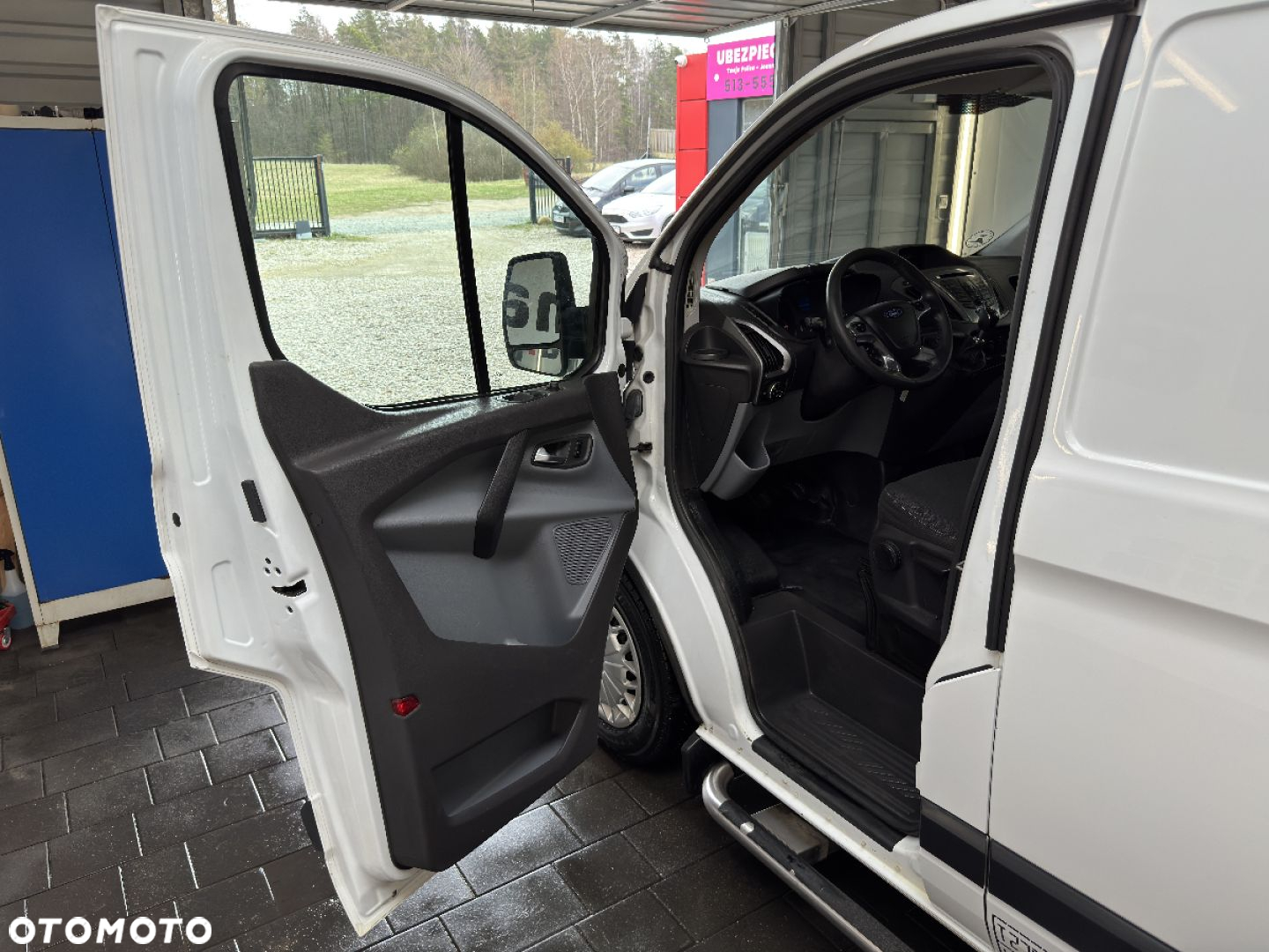 Ford transit custom - 12