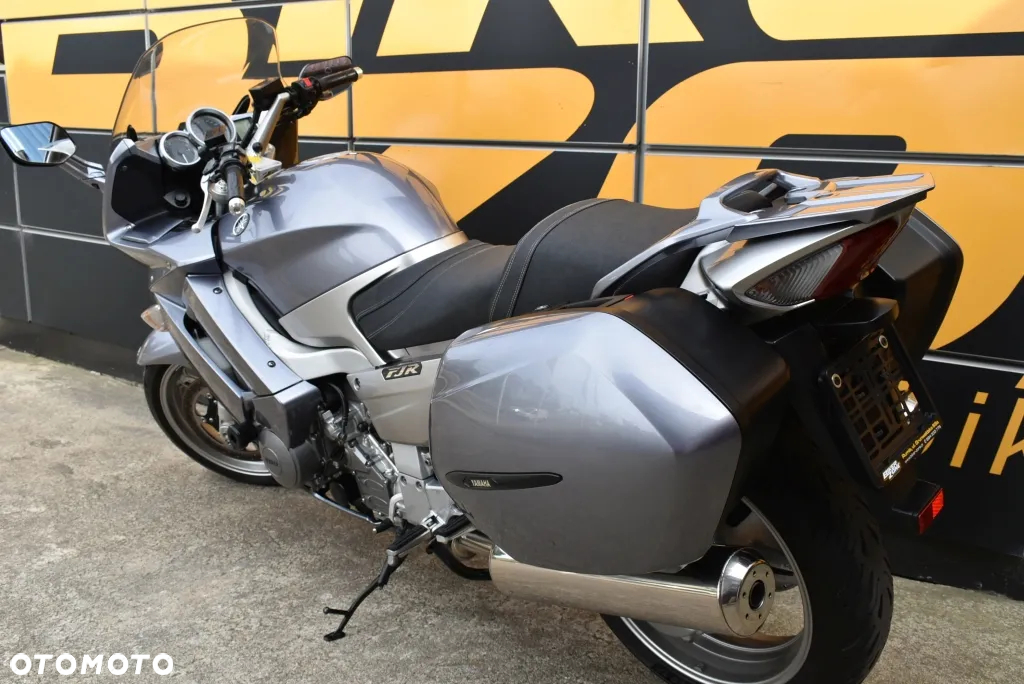 Yamaha FJR - 14