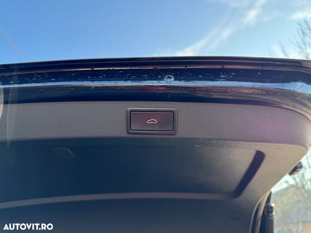 Skoda Octavia 2.0 TDI DSG 4X4 RS - 3