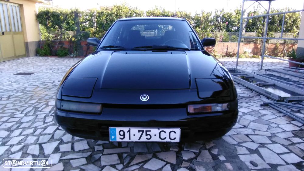 Mazda 323 - 1