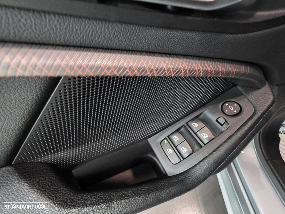 BMW 116 d Pack Desportivo M Auto - 12