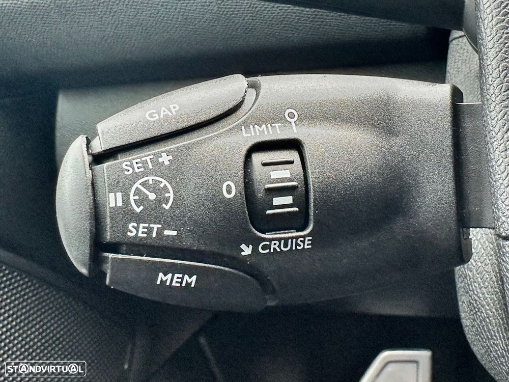 Peugeot 308 SW 1.5 BlueHDi GT Line - 19