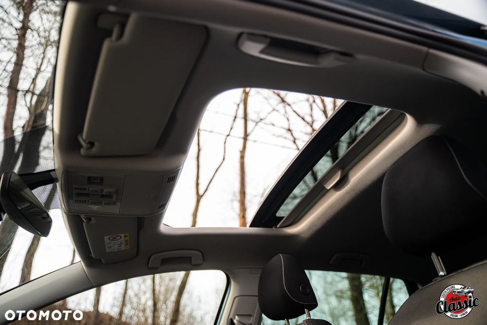 Volkswagen Golf - 14