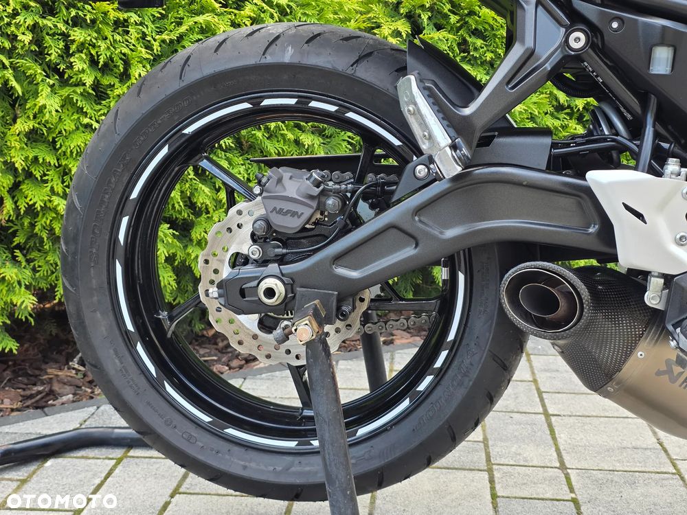 Kawasaki Z 650 - 14