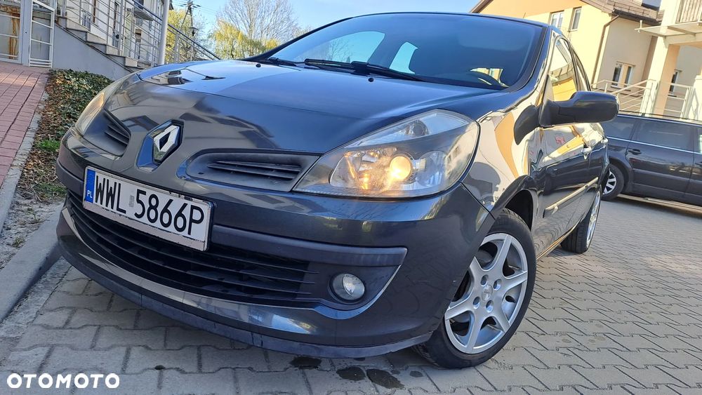 Renault Clio - 15