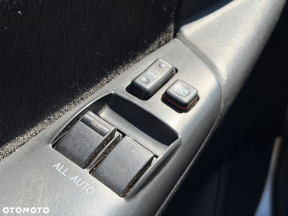 Toyota Corolla 1.4 VVT-i Luna - 19