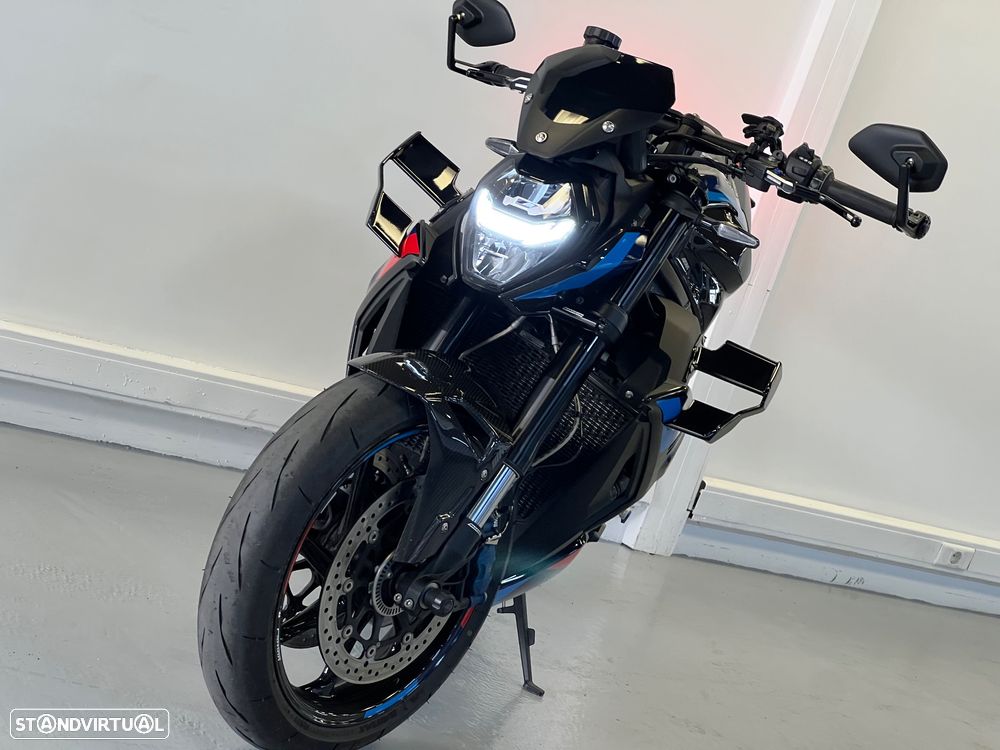 BMW M 1000 R M Competition - Carbon / Akrapovic - 12