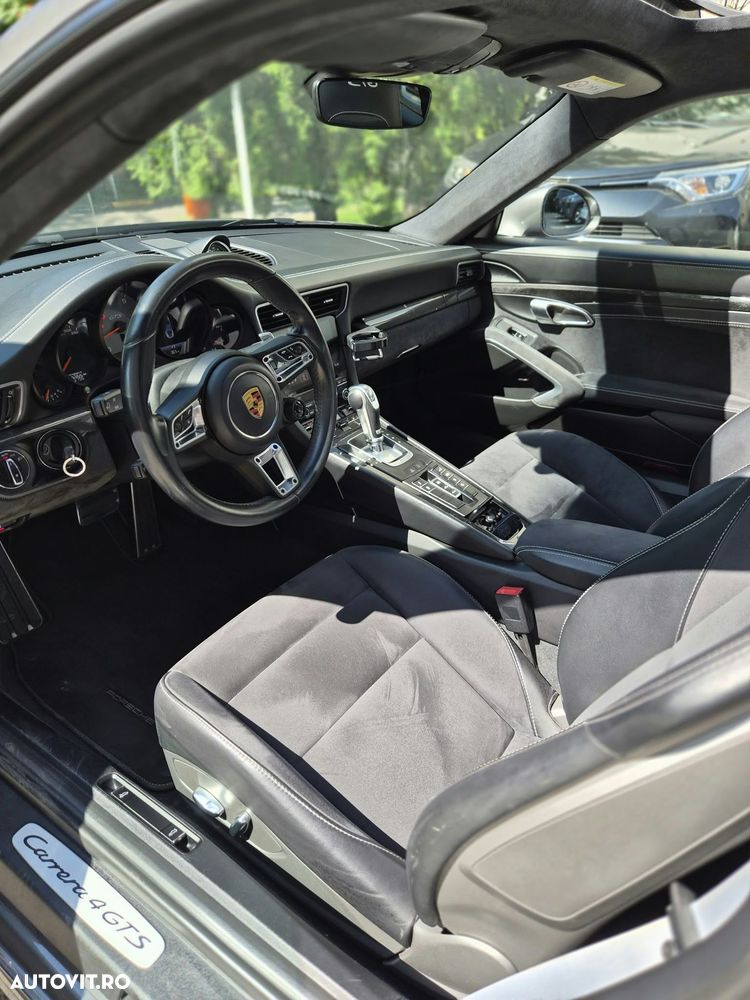 Porsche Carrera GT - 3