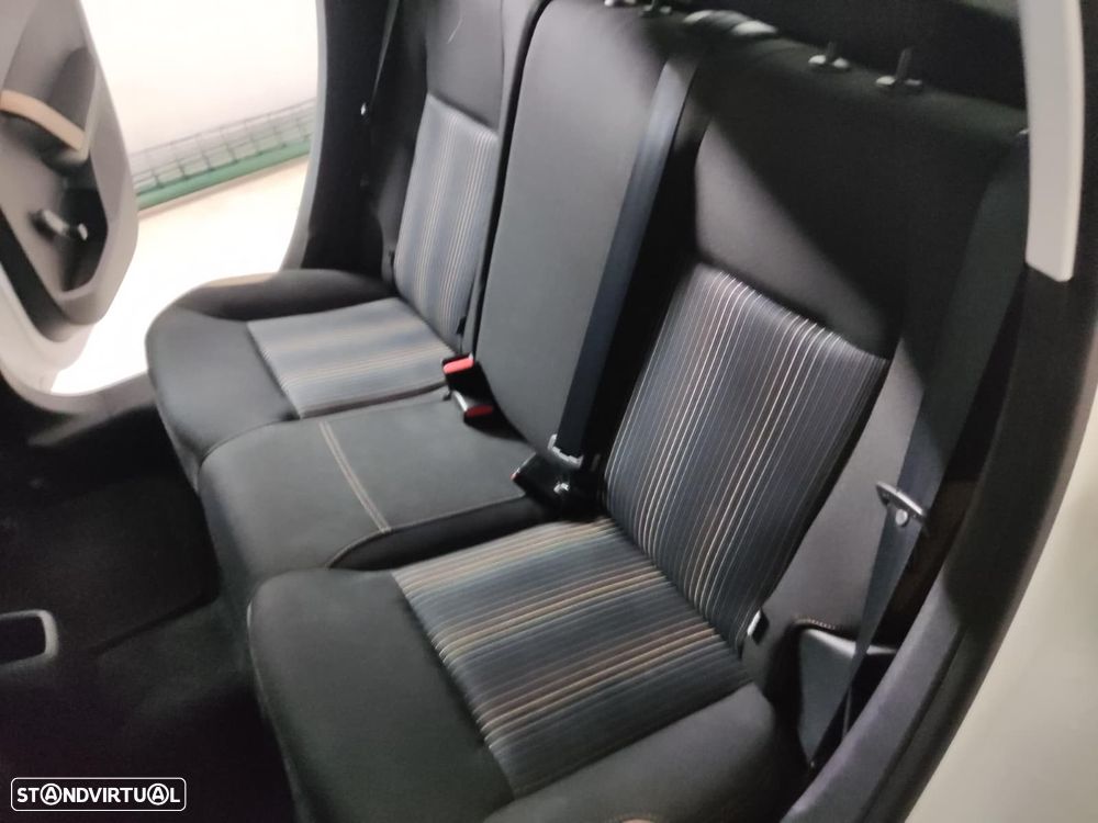 Peugeot 208 PureTech 82 Allure - 10