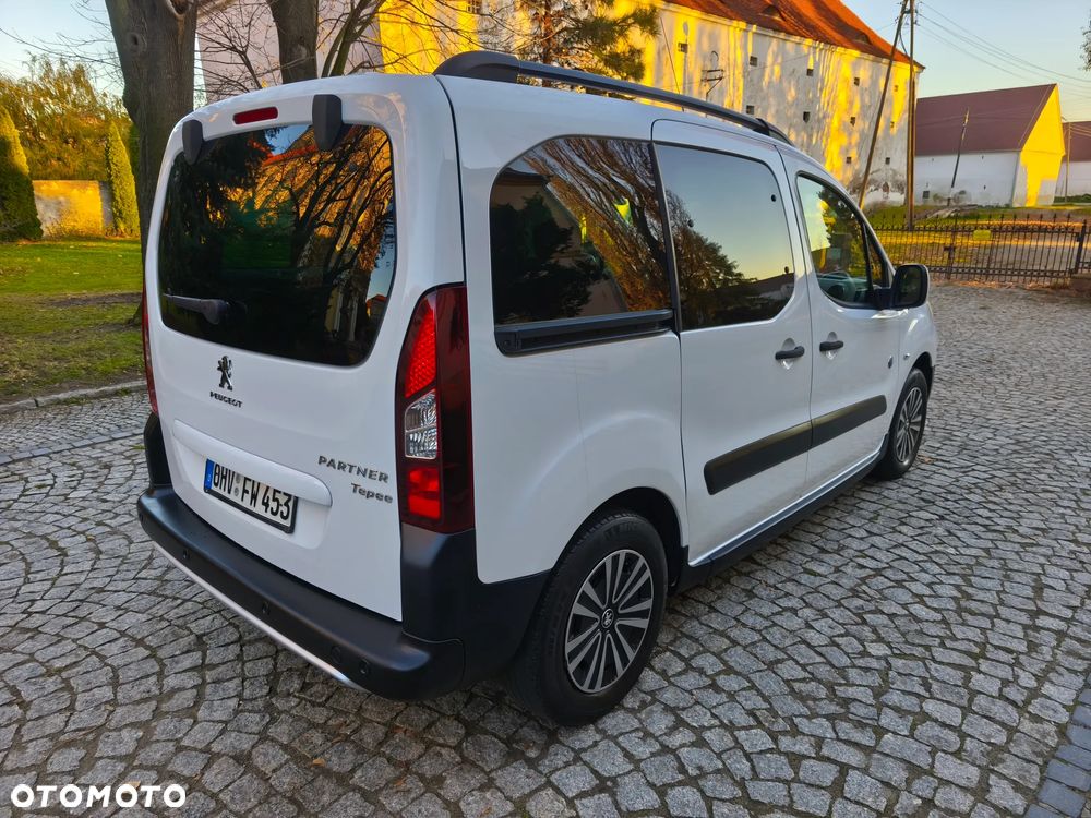 Ford Kuga 2.0 TDCi 4WD Titanium Plus - 5