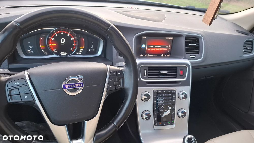 Volvo S60 - 23