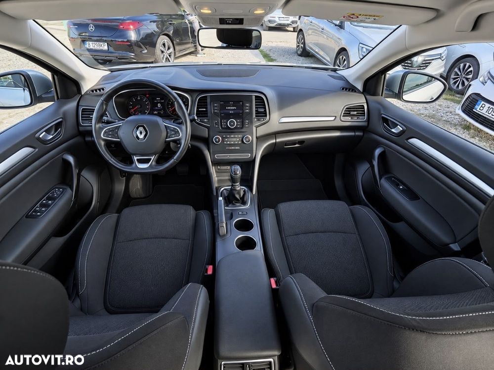 Renault Megane - 7