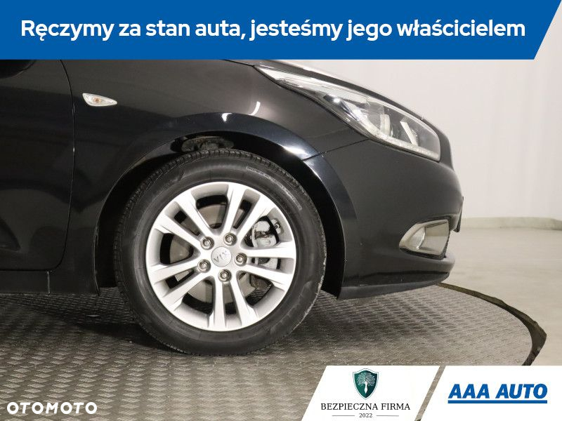 Kia Ceed - 16