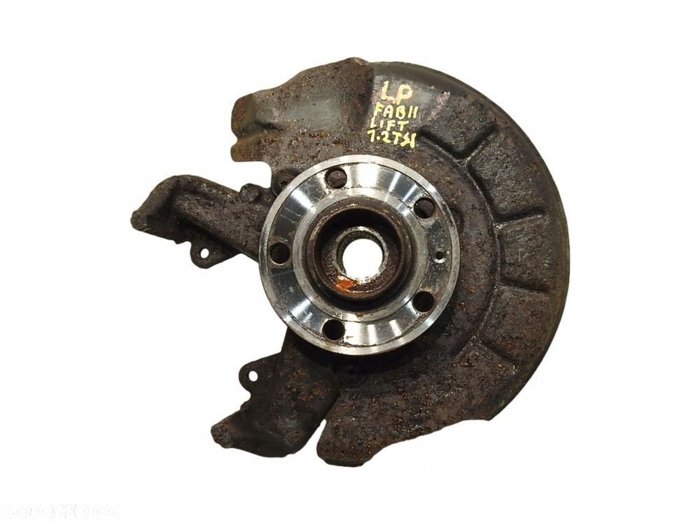 PIASTA ZWROTNICA LEWY PRZÓD SKODA FABIA II 1.2 TSI - 1