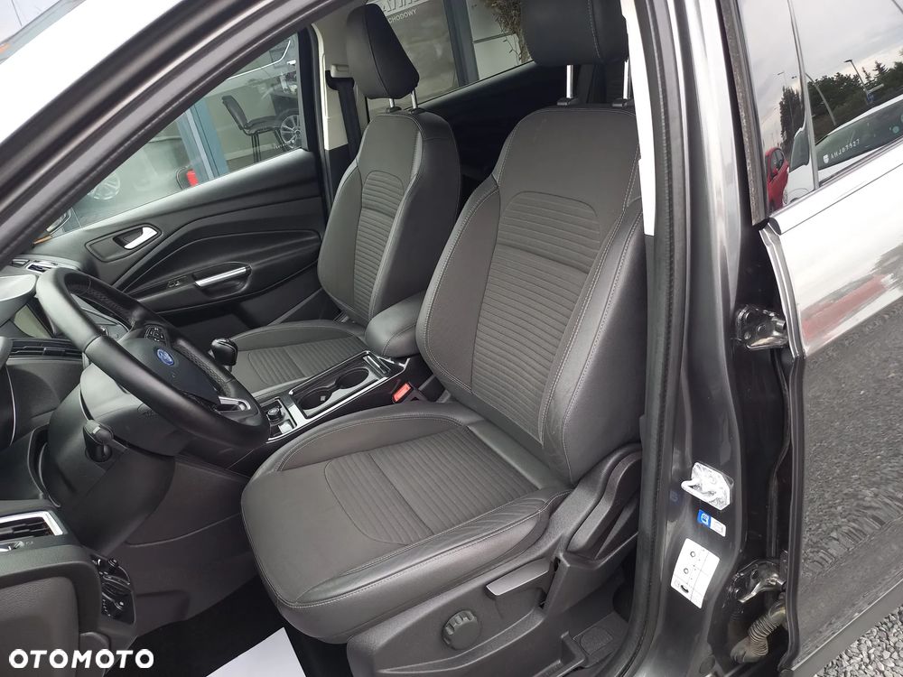 Ford Kuga 2.0 TDCi 2x4 Titanium - 15