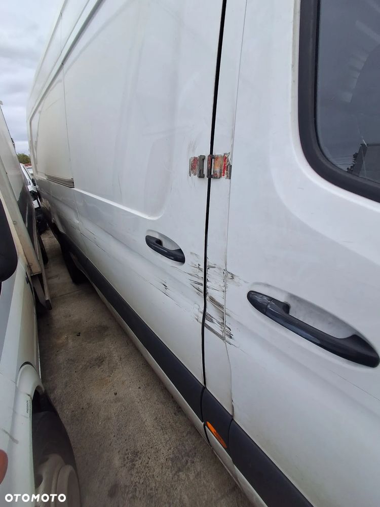 Mercedes-Benz Sprinter - 3