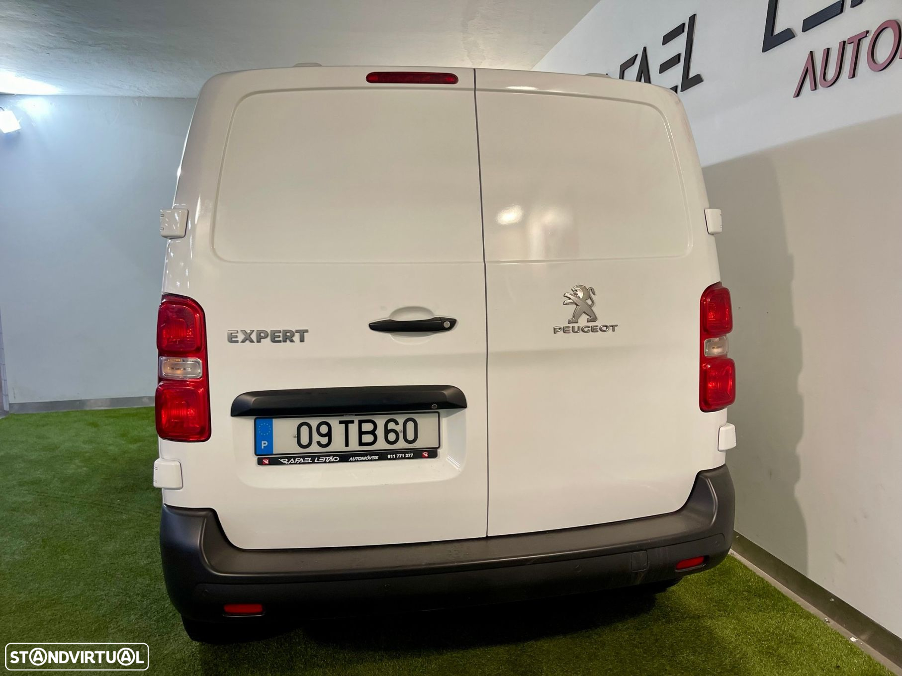 Peugeot Expert 2.0 BlueHDi L2H1 Premium Standard - 7