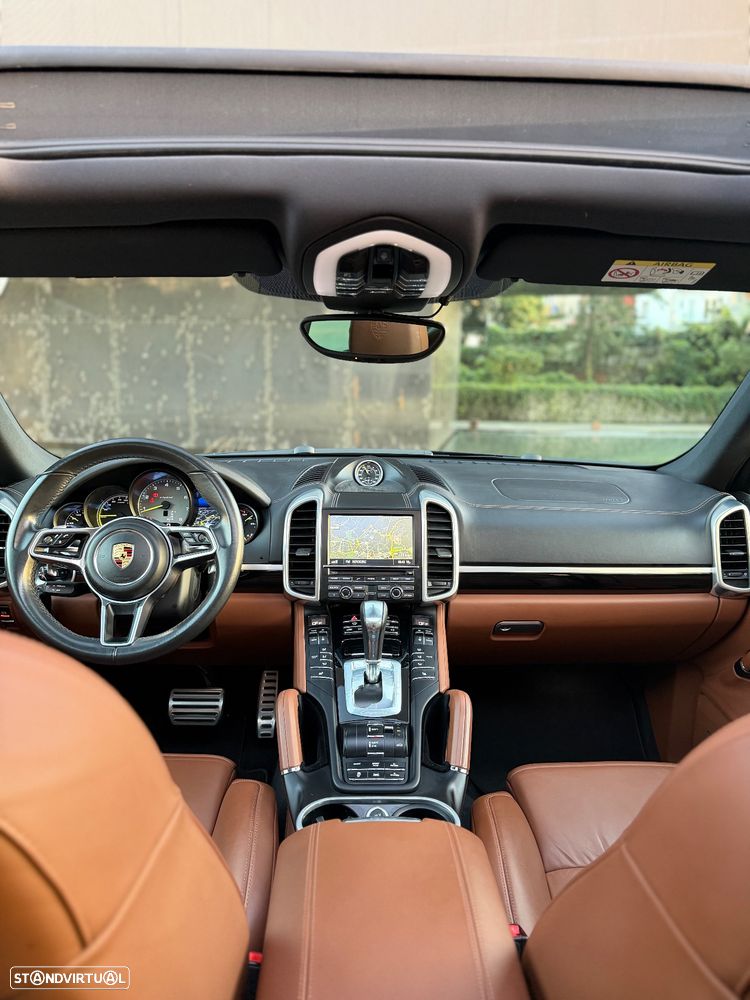 Porsche Cayenne S Hybrid Tiptronic S - 23