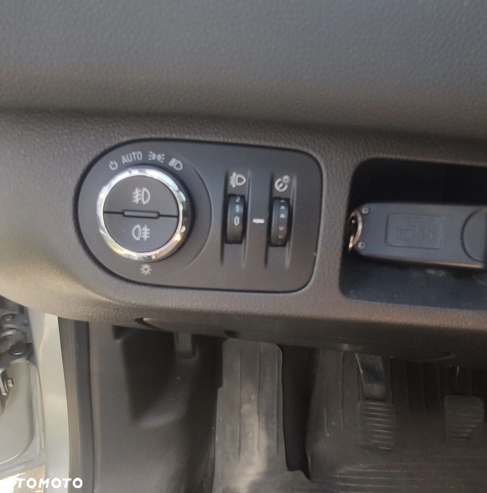 Opel Meriva - 3