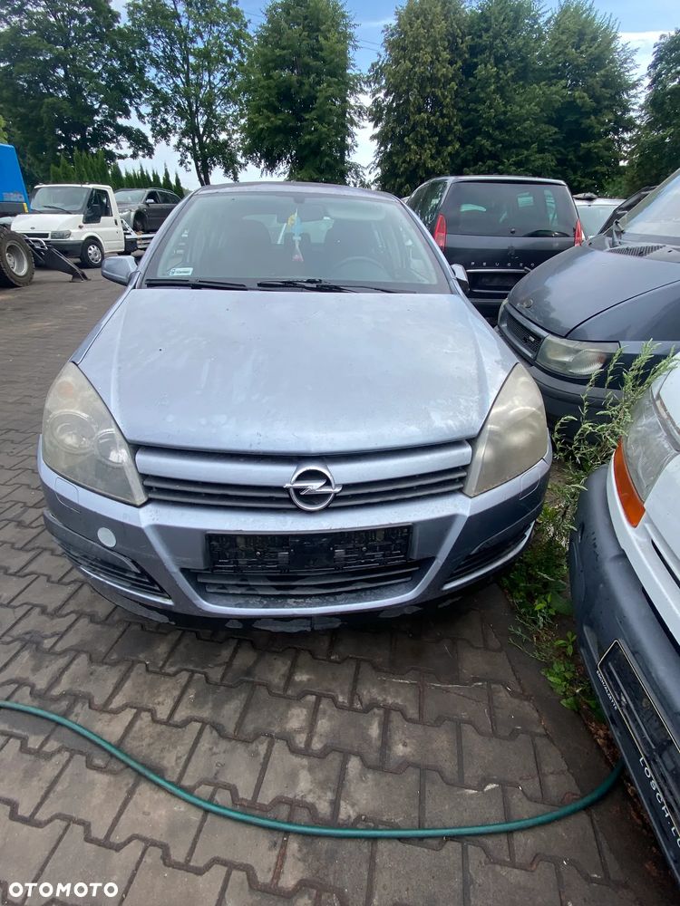 Opel Astra H na części - 1