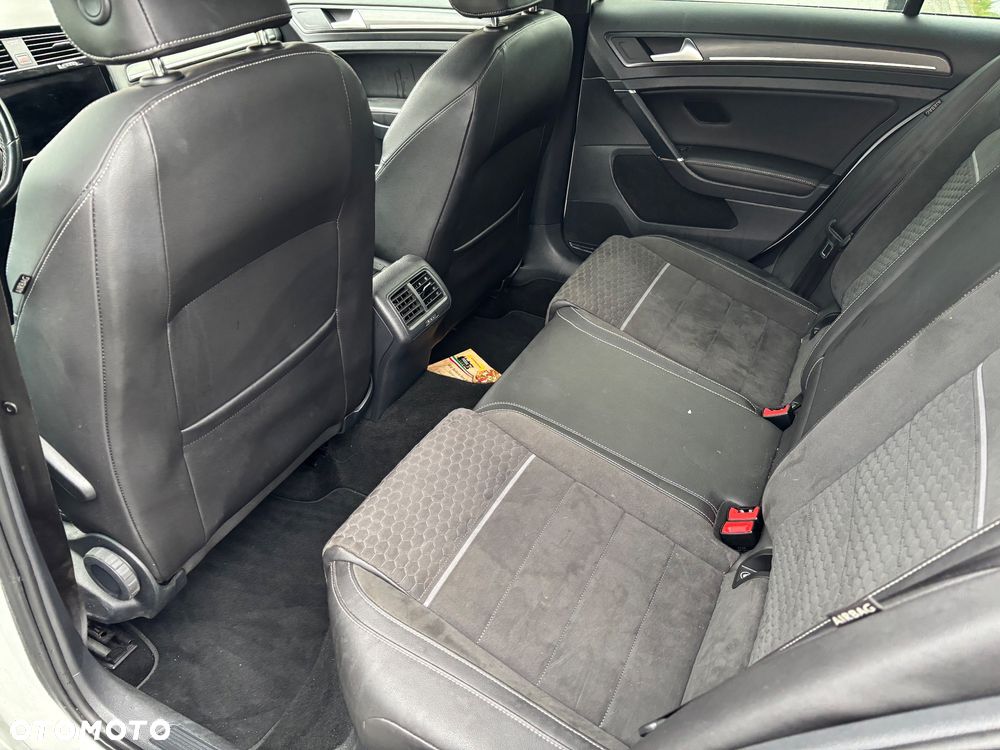 Volkswagen Golf 2.0 TDI BMT GTD - 21