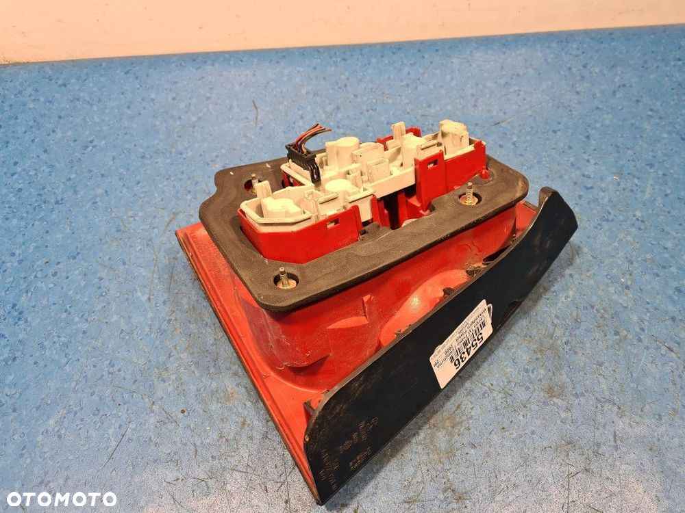 VOLKSWAGEN PASSAT B5 FL SEDAN LAMPA TYŁ PRAWA ZEWNĘTRZNA - 5