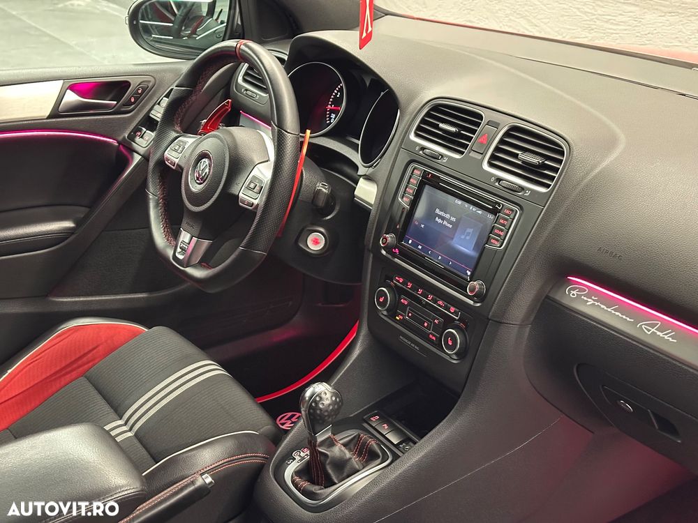 Volkswagen Golf - 13