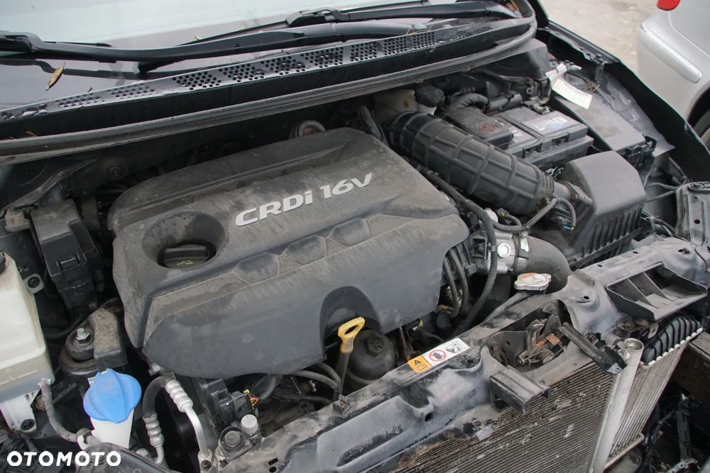 Auto na części - Kia ProCeed Pro_cee'd II 1.6 CRDI 110 KM D4FB WDJ6 WK 2014R Silnik Skrzynia Drzwi Klapa Błotnik Zderzak Lampa Szyba Lusterko Deska Kokpit Sterownik Moduł Czujnik Licznik Kierownica Panel - 16