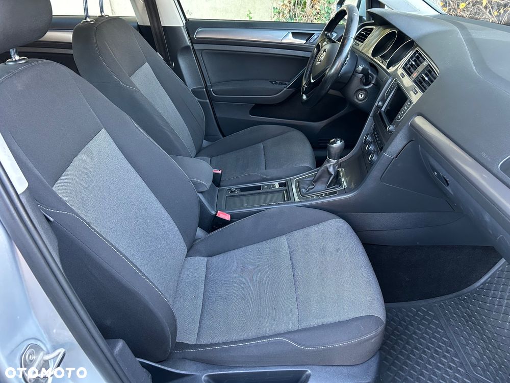 Volkswagen Golf VII 1.6 TDI BMT Trendline - 9
