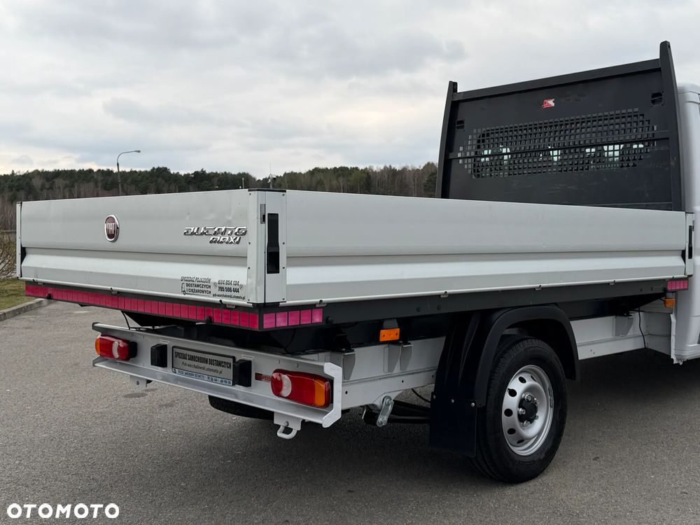 Fiat Ducato Doka 7 osób / Brygadowy / Paka 3.3m / Wzmacniany Maxi Koła 16" / Silnik Iveco 2.3 140km  / Ledy / Bogate wyposażenie / Zadbany jak nowy / 1 Właściciel / Salon PL / FV23% - 9