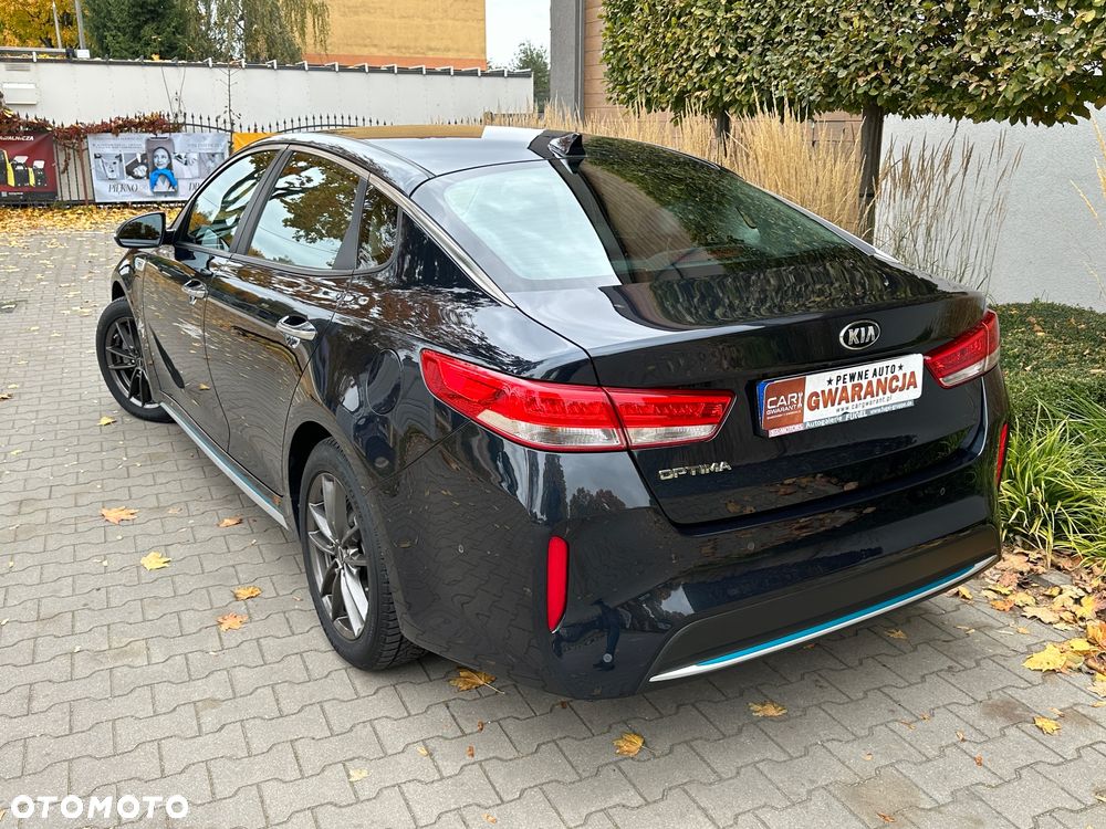 Kia Optima Plug-in Hybrid - 13