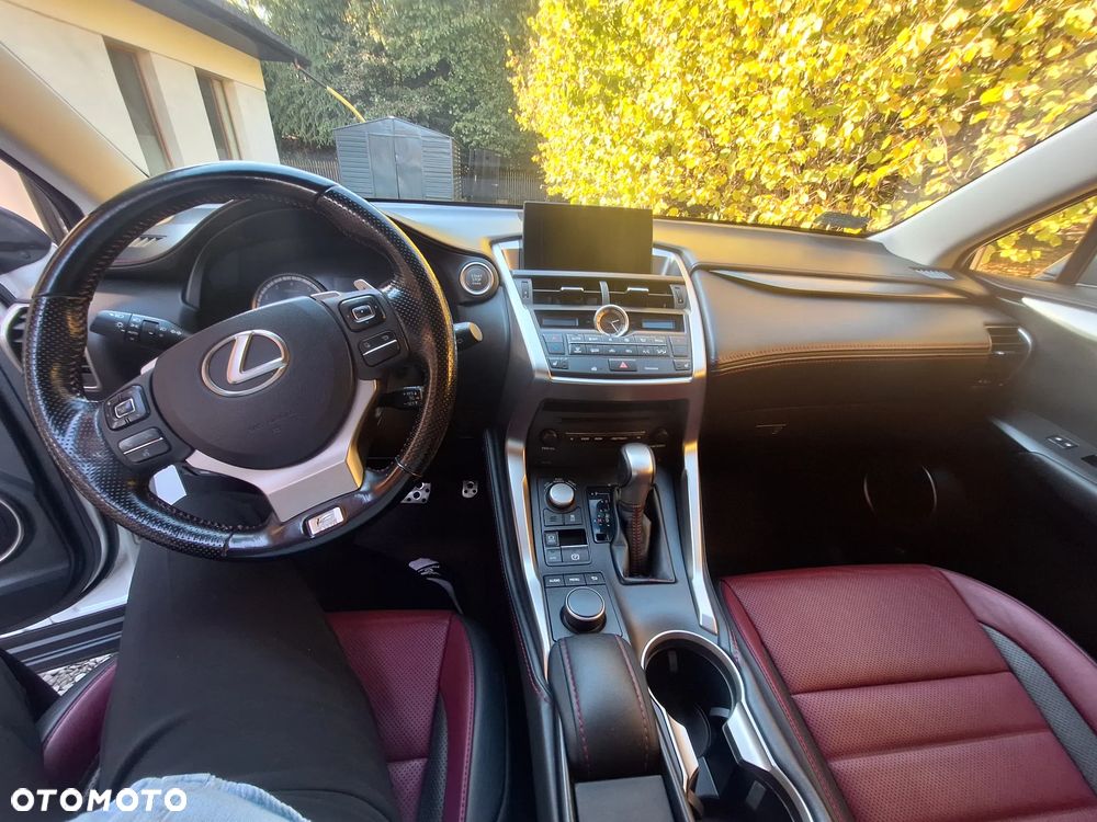 Lexus NX - 9