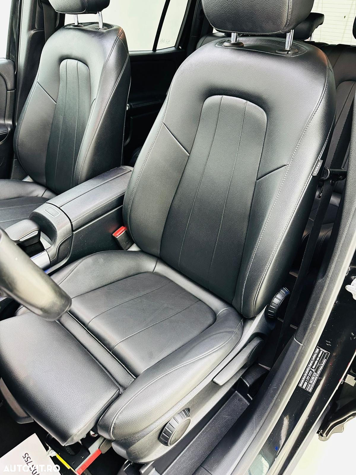 Mercedes-Benz GLB - 15