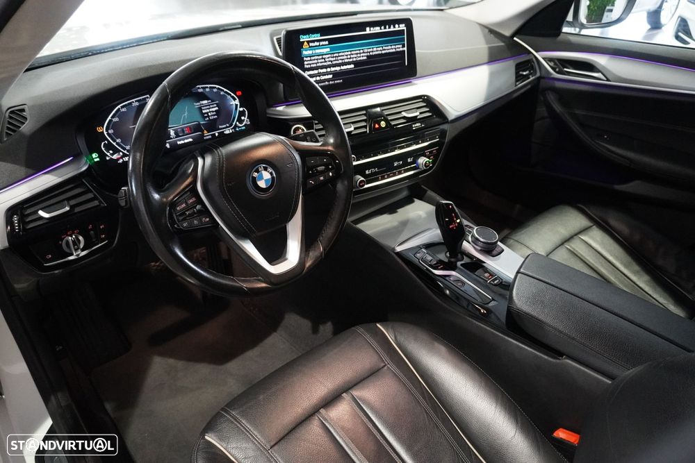 BMW 520 e Line Luxury - 8