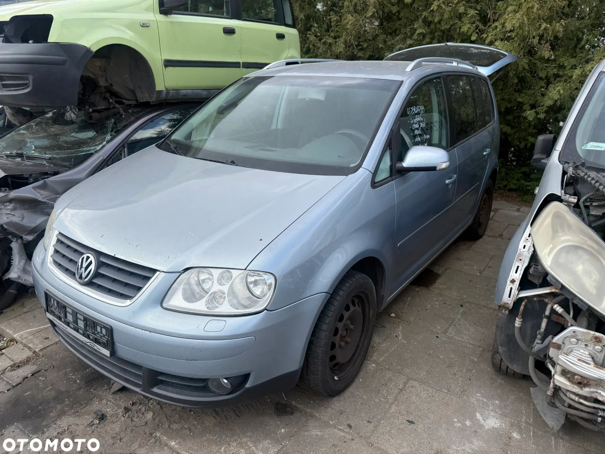 VW Touran 1.6 Skrzynia Zderzak Drzwi Lampa - 1