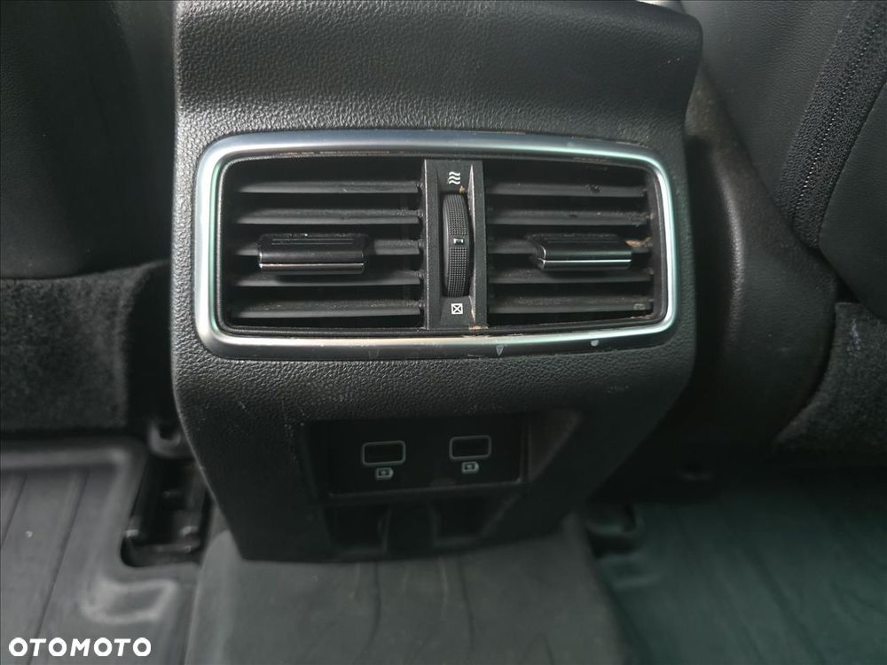 Renault Megane 1.3 TCe FAP Intens EDC - 19
