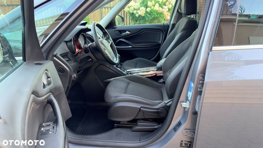 Opel Zafira Tourer 1.4 Turbo Automatik Business Edition - 26