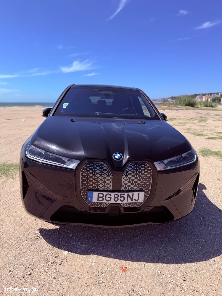 BMW iX xDrive 50 Pack Desportivo — fotografia 7