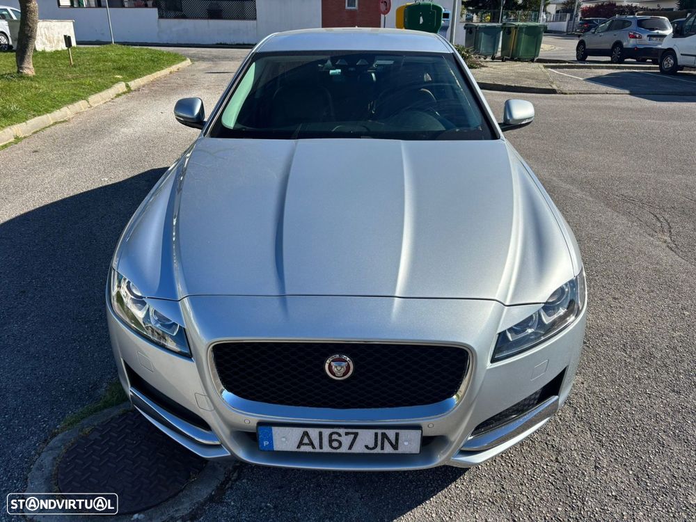 Jaguar XF 2.0 D Prestige Aut. - 3