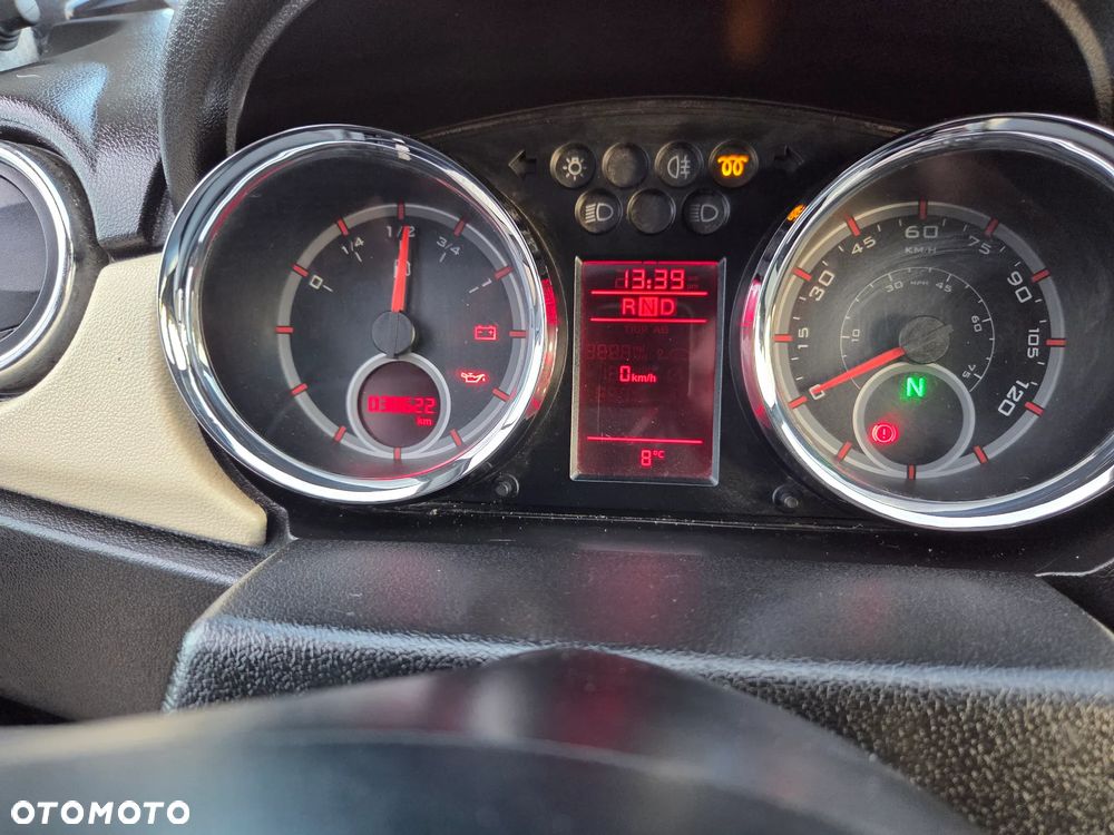 Aixam Crossover - 10