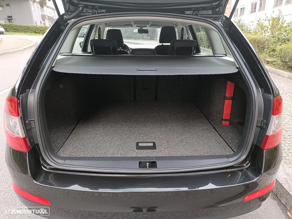 Skoda Octavia Break 1.6 TDi Ambition - 12