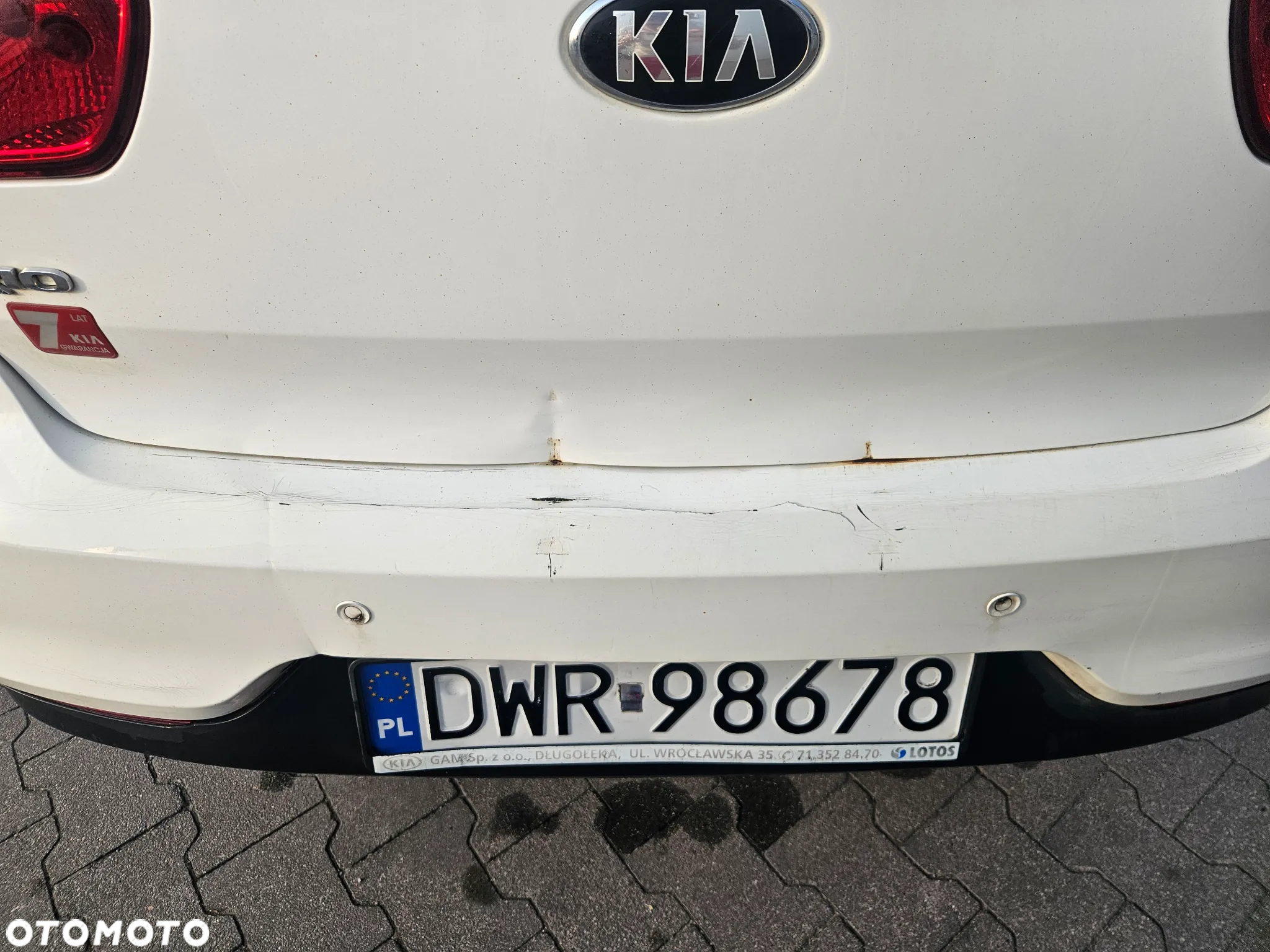 Kia Rio - 8