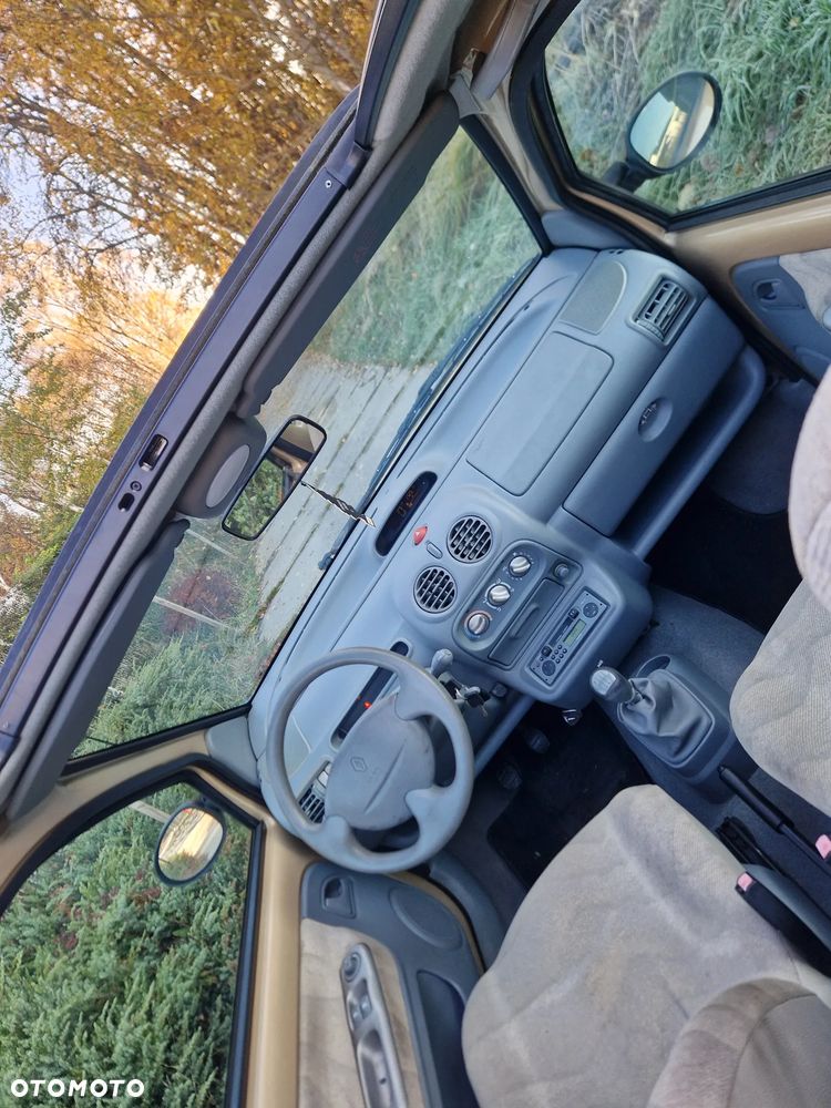 Renault Twingo 1.2 - 13
