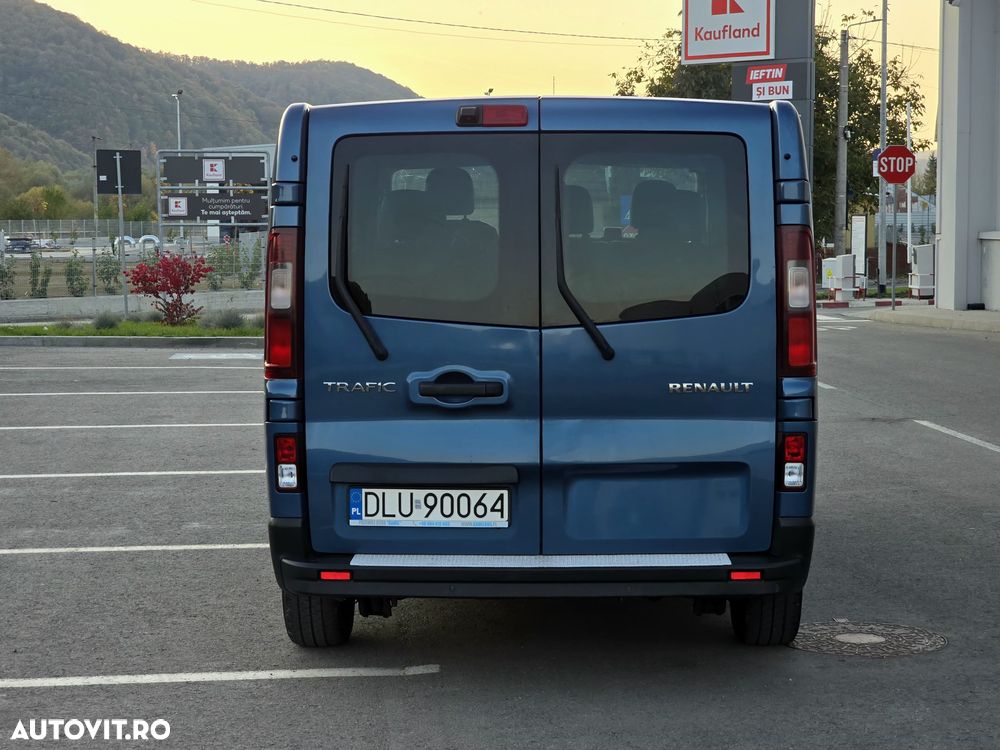 Renault Trafic 2.0 Blue dCi 145 Combi L2H1 7+1 locuri Expression - 10