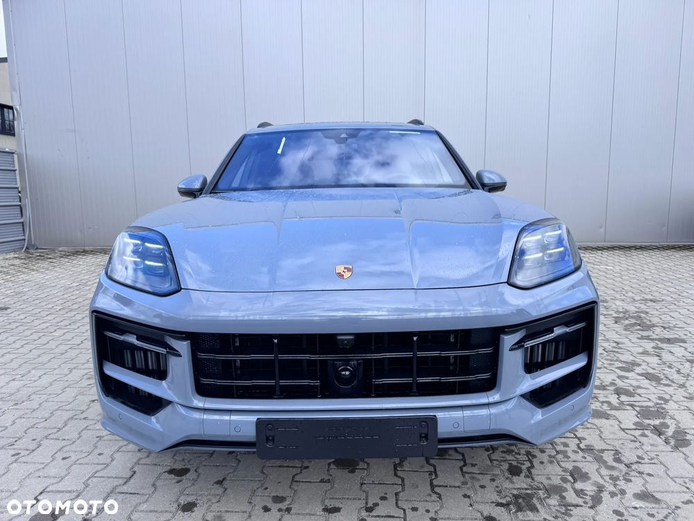 Porsche Cayenne - 3