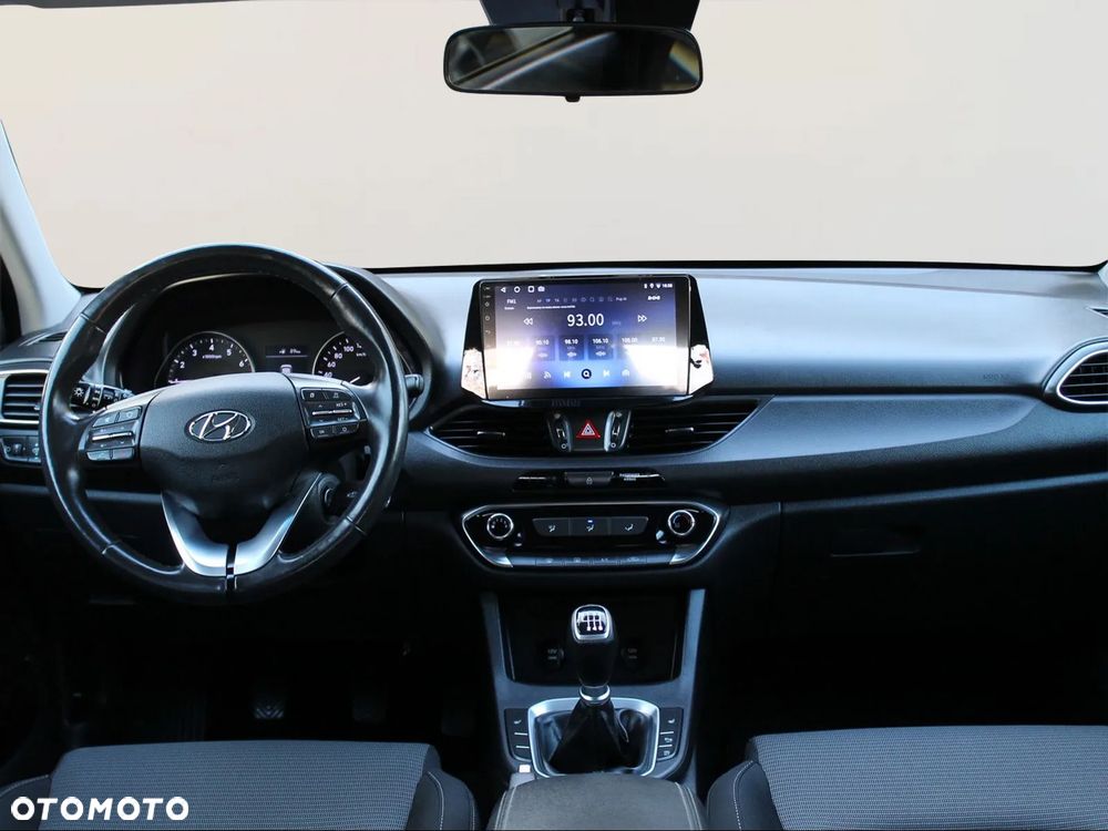 Hyundai i30 1.4 Passion Plus - 14